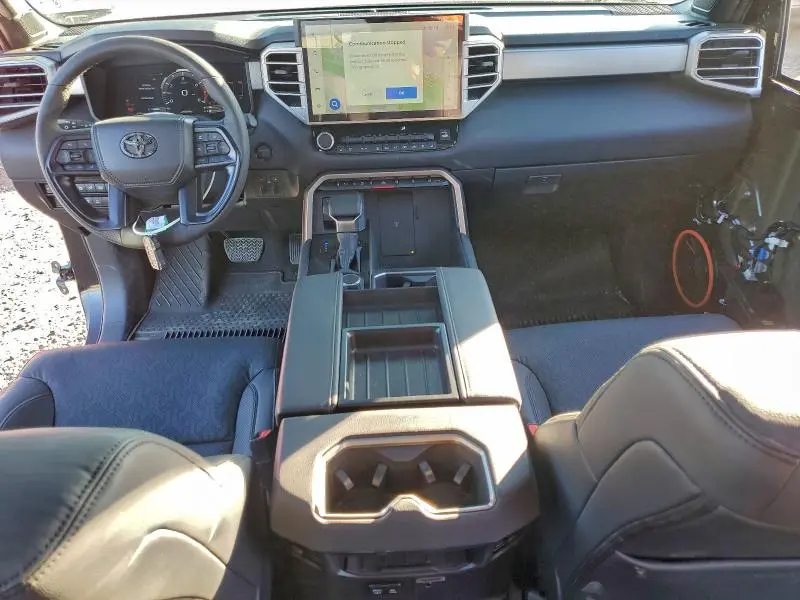 2025 TOYOTA TUNDRA CREWMAX LIMITED  