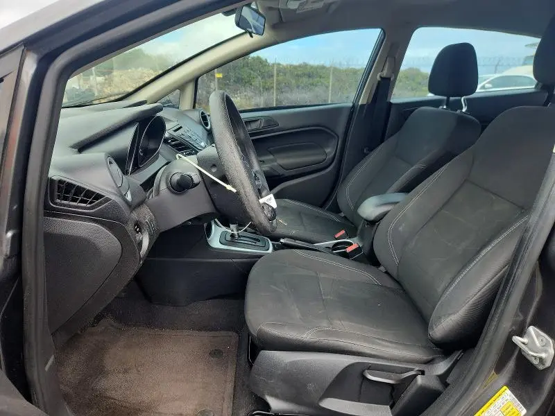 2017 FORD FIESTA SE  