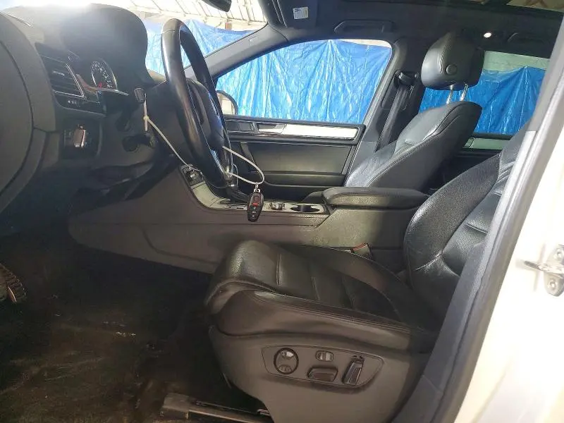 2017 VOLKSWAGEN TOUAREG WOLFSBURG  
