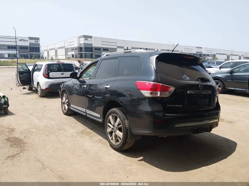 2013 NISSAN PATHFINDER PLATINUM