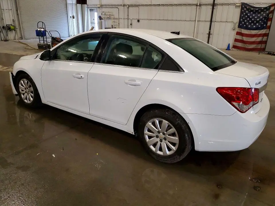 2011 CHEVROLET CRUZE LT  