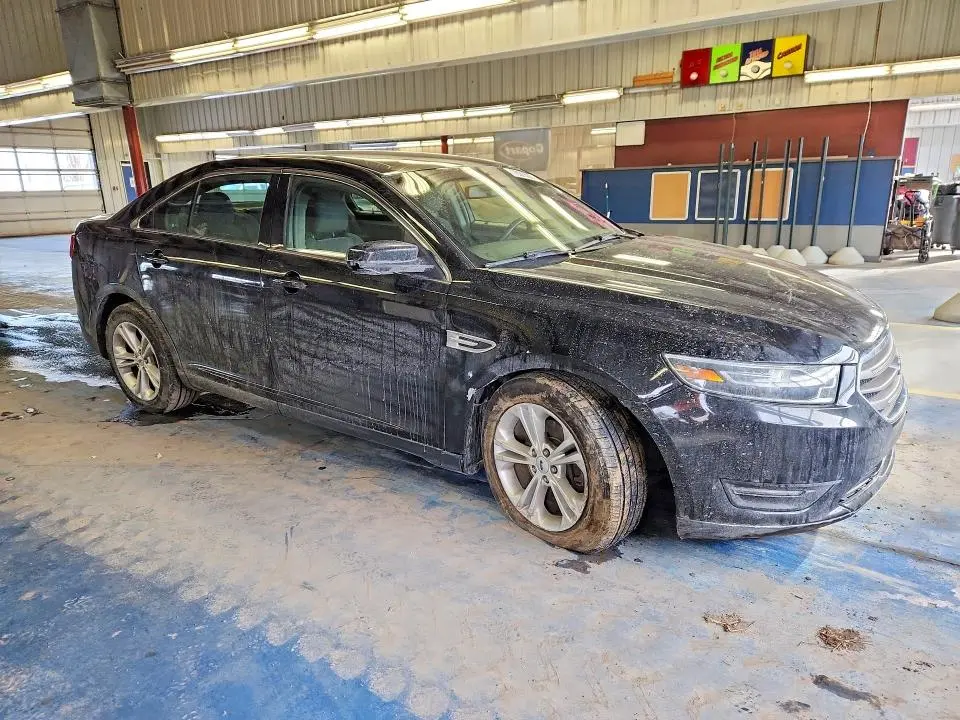 2016 FORD TAURUS SEL  