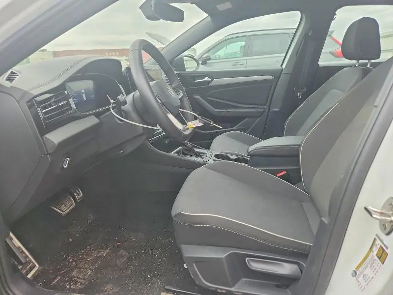 2025 VOLKSWAGEN JETTA SPORT  