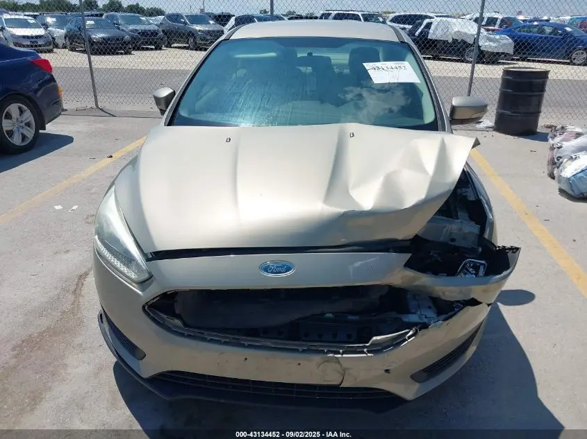 2015 FORD FOCUS SE