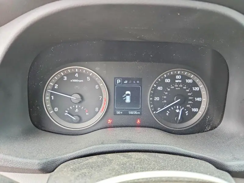 2018 HYUNDAI TUCSON SE  