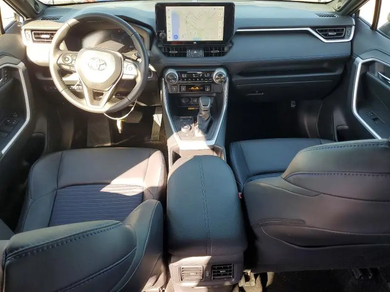 2025 TOYOTA RAV4 XSE  