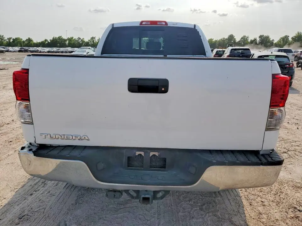 2011 TOYOTA TUNDRA DOUBLE CAB SR5  