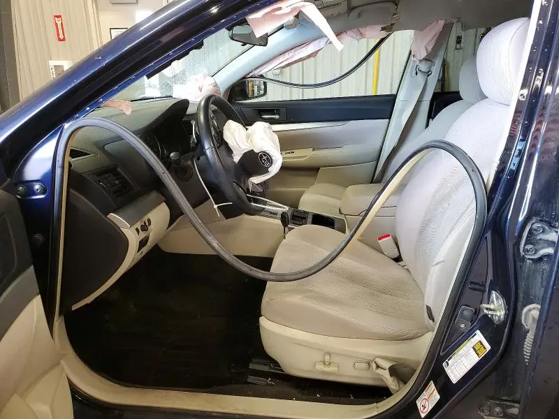 2013 SUBARU OUTBACK 2.5I PREMIUM  