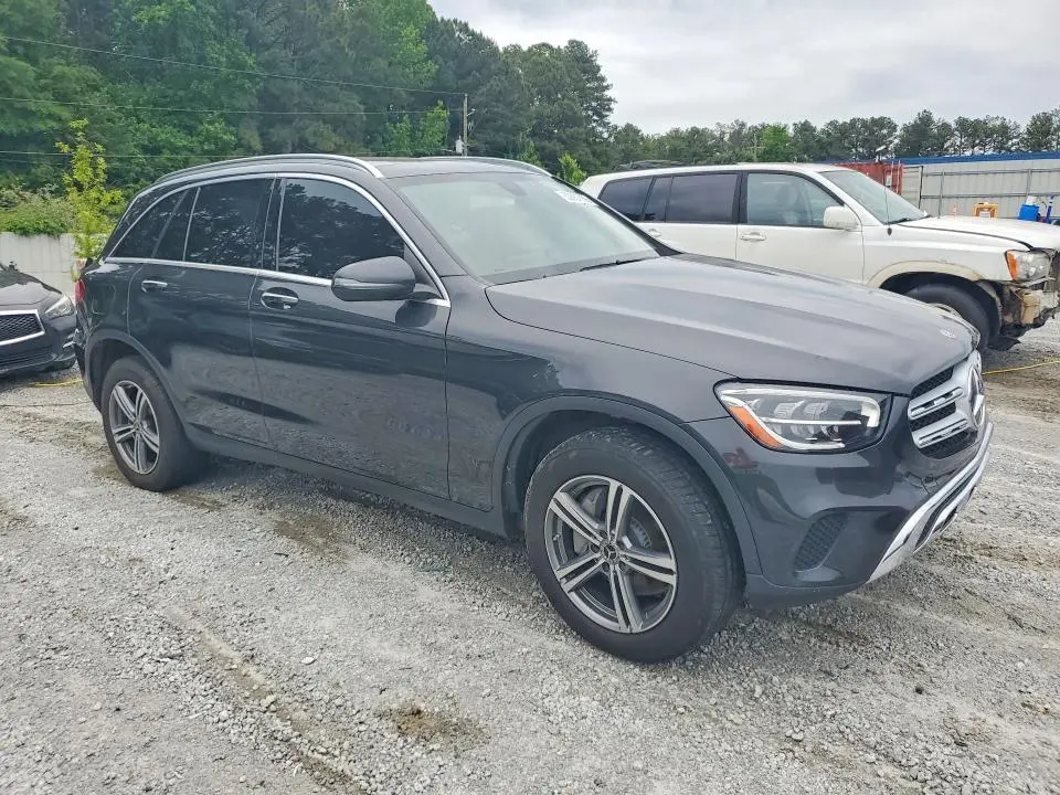 2020 MERCEDES-BENZ GLC 300  