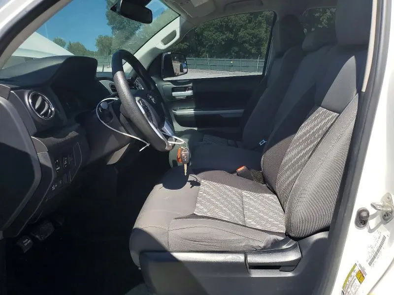 2019 TOYOTA TUNDRA SR5  