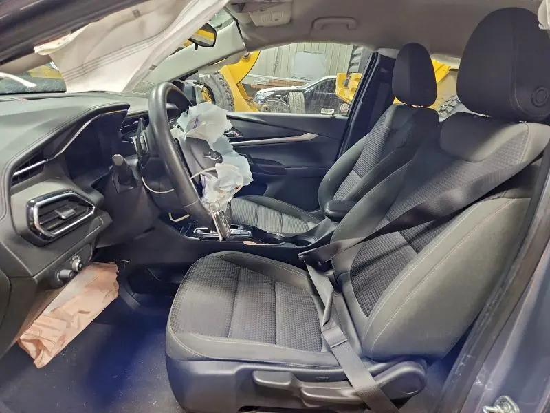 2023 CHEVROLET BOLT EUV LT  