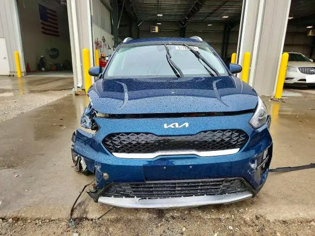 2022 KIA NIRO LXS  