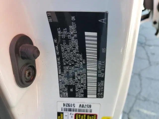 2013 TOYOTA SIENNA XLE  