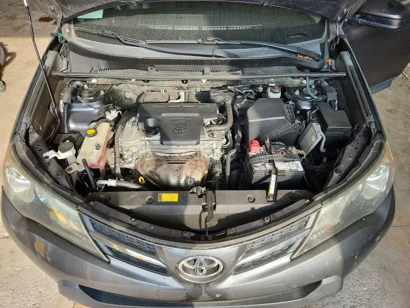 2014 TOYOTA RAV4 LE  