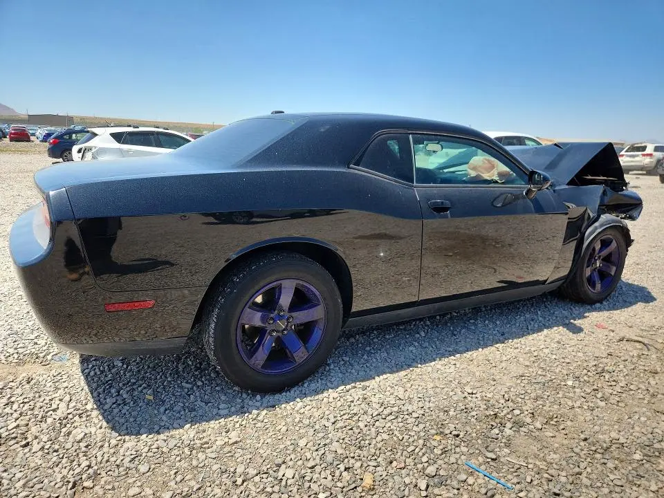 2012 DODGE CHALLENGER SXT  