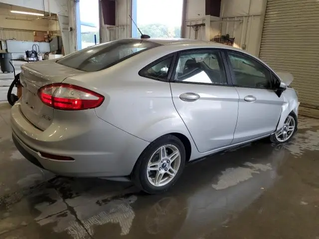 2018 FORD FIESTA SE  