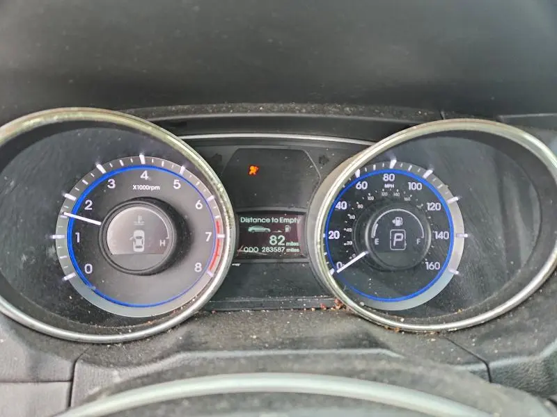 2012 HYUNDAI SONATA GLS  