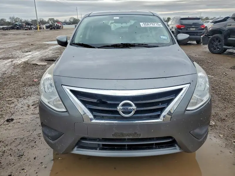 2016 NISSAN VERSA   