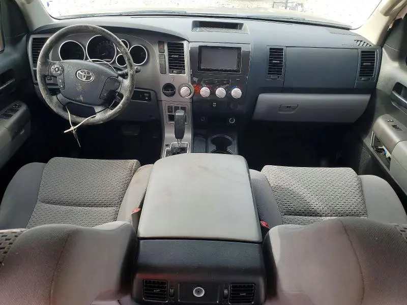 2013 TOYOTA TUNDRA CREWMAX SR5  