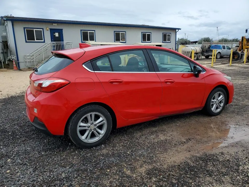 2017 CHEVROLET CRUZE LT  