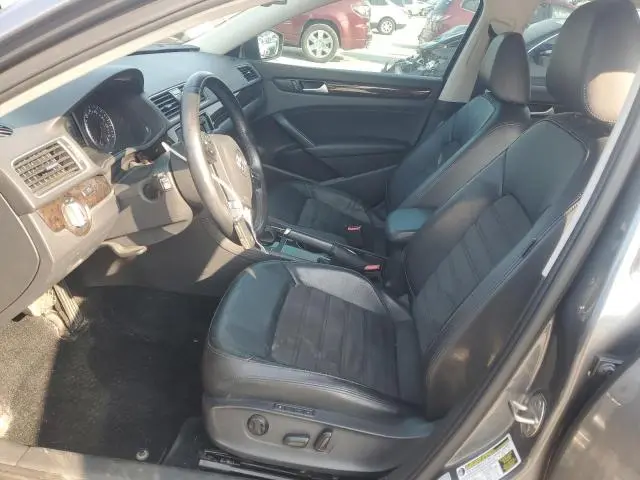 2015 VOLKSWAGEN PASSAT SEL