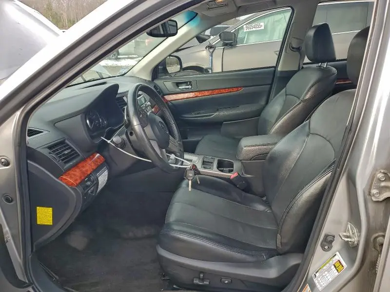 2011 SUBARU LEGACY 2.5I LIMITED  