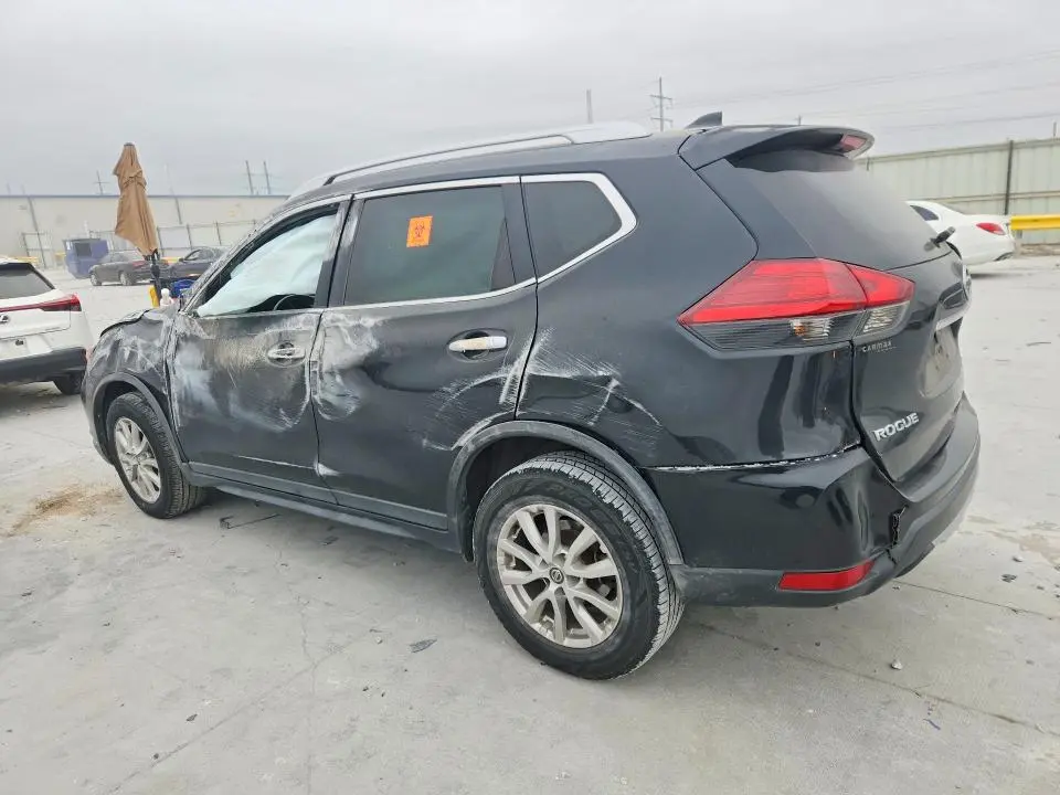 2017 NISSAN ROGUE SV  