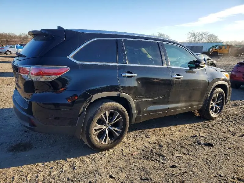 2016 TOYOTA HIGHLANDER XLE  