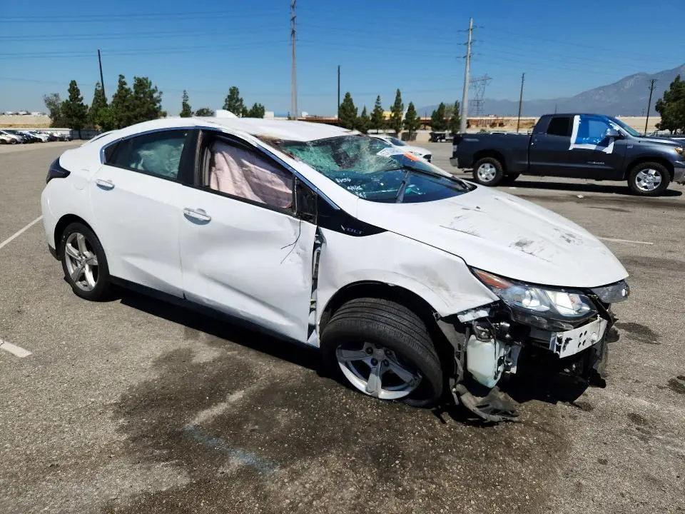 2018 CHEVROLET VOLT LT  