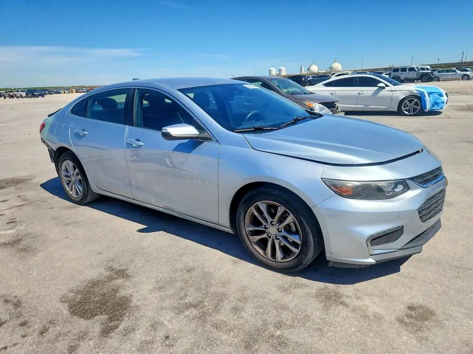 2017 CHEVROLET MALIBU LT  
