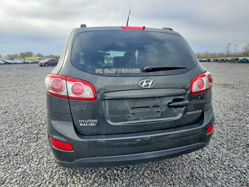 2010 HYUNDAI SANTA FE GLS  