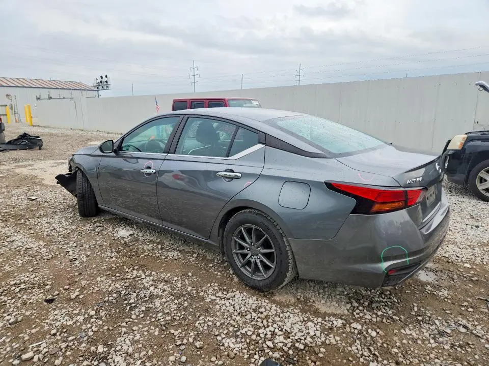 2022 NISSAN ALTIMA S  