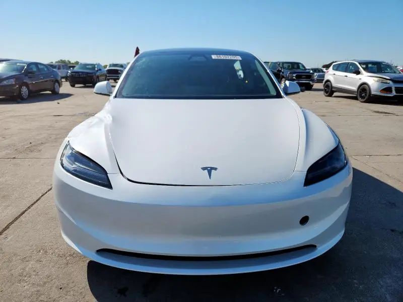 2024 TESLA MODEL 3   