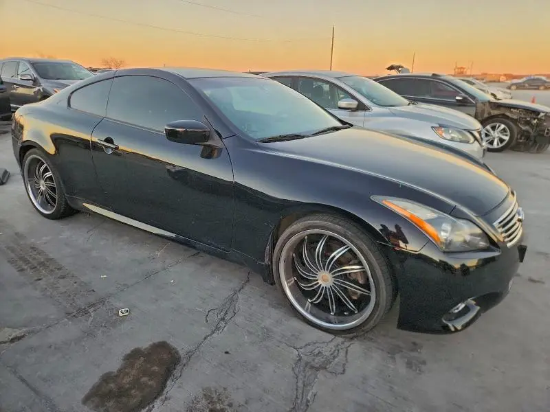 2013 INFINITI G37 JOURNEY  