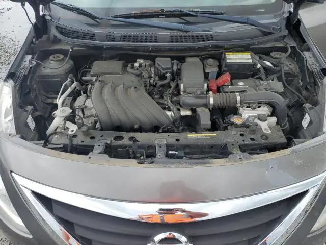 2019 NISSAN VERSA S