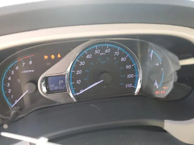 2012 TOYOTA SIENNA XLE  