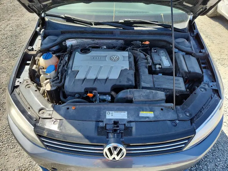 2013 VOLKSWAGEN JETTA TDI  