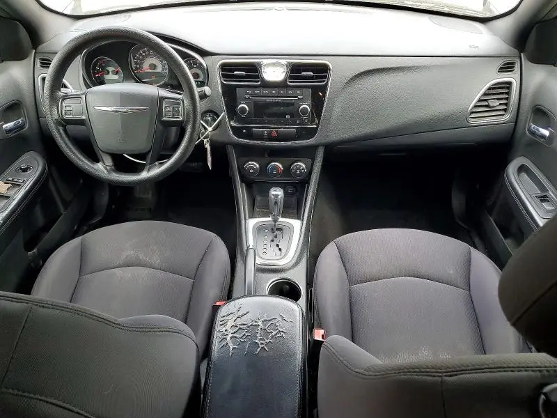 2014 CHRYSLER 200 LX  