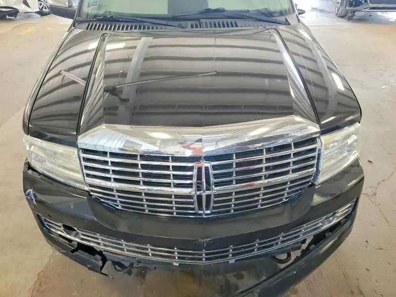 2011 LINCOLN NAVIGATOR L  