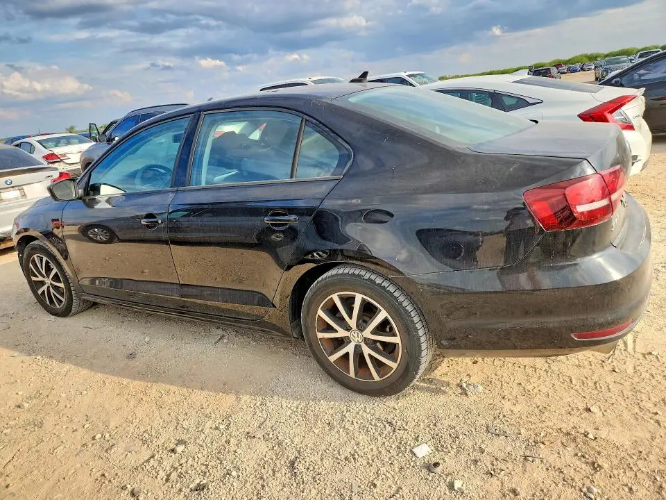 2016 VOLKSWAGEN JETTA SE  