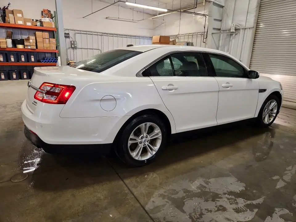2013 FORD TAURUS SEL  