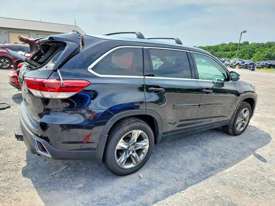 2019 TOYOTA HIGHLANDER LIMITED PLATINUM  