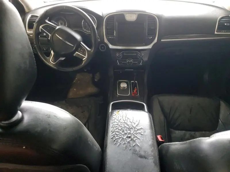 2016 CHRYSLER 300 LIMITED  
