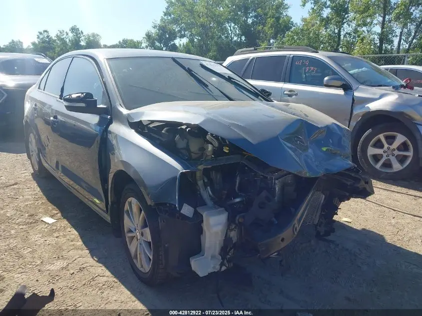 2016 VOLKSWAGEN JETTA 1.4T SE