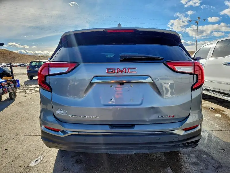 2024 GMC TERRAIN AT4  