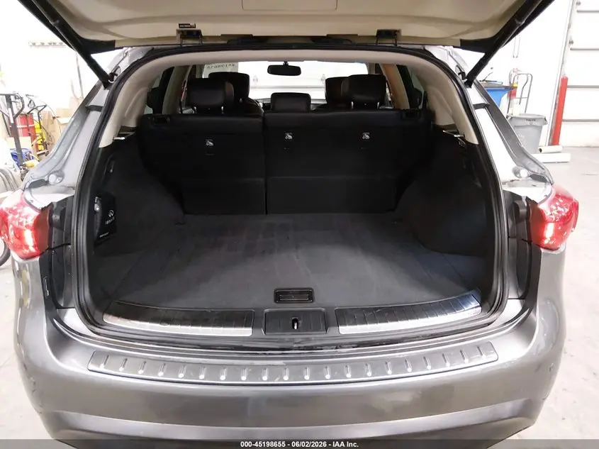 2014 INFINITI QX70  