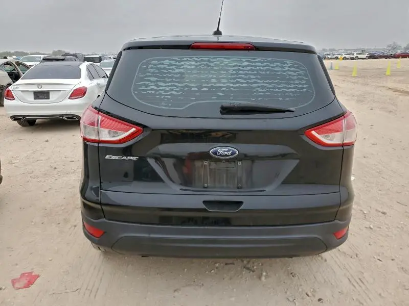 2016 FORD ESCAPE S  