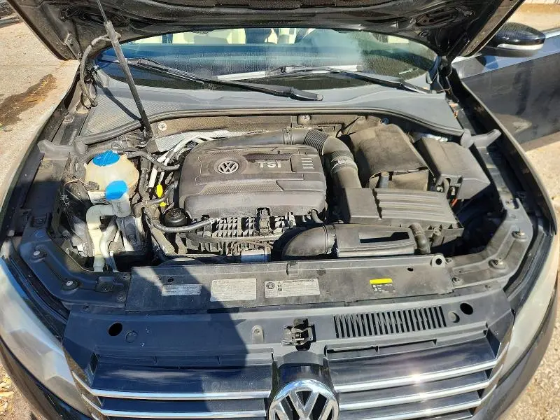 2014 VOLKSWAGEN PASSAT SE  