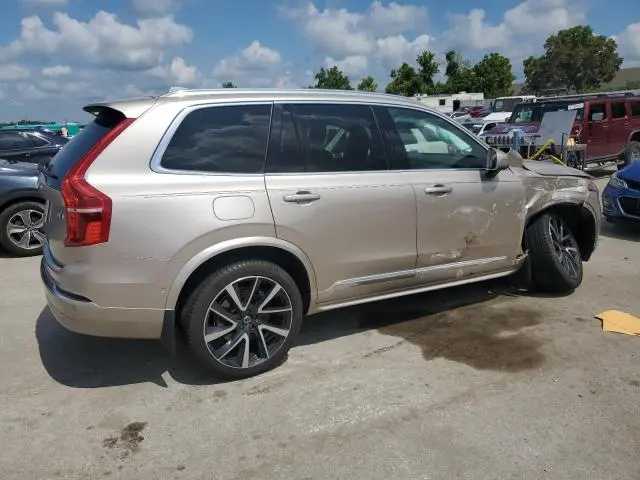 2023 VOLVO XC90 PLUS