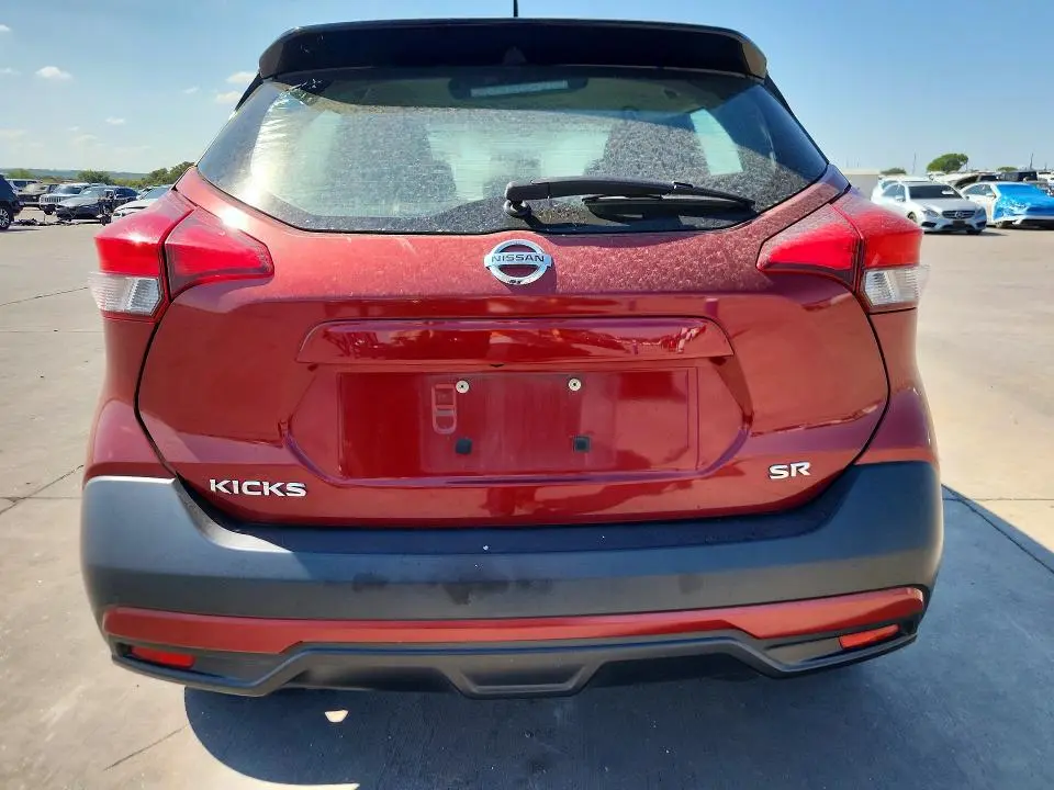 2019 NISSAN KICKS SR  